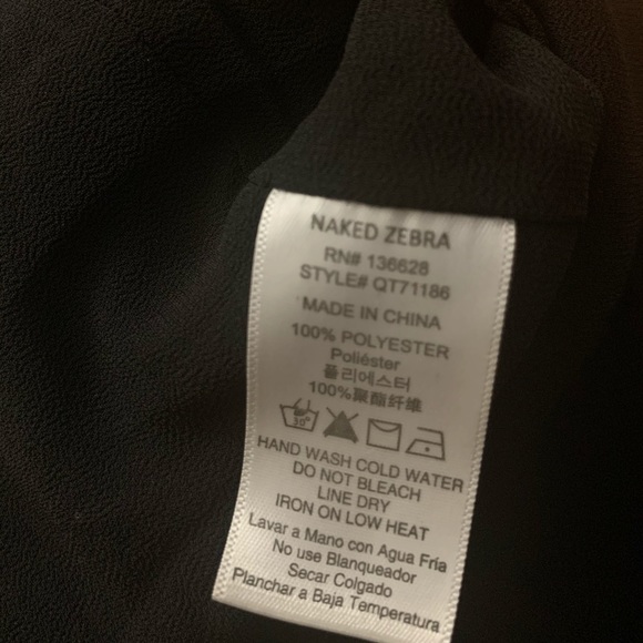 Black Fringe Strappy Tank Top With Front Keyhole - Picture 7 of 7